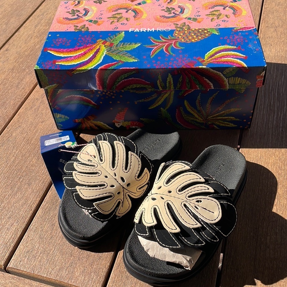 FARM Rio Black and Cream Monstera Slide Sandals